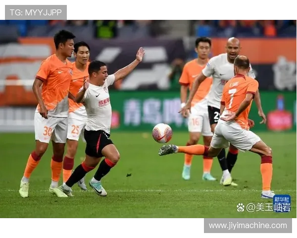 体育界震动 中国足球开启新时代新篇章,年轻球员崭露头角显潜力 体育界震动 中国足球开启新时代新篇章,年轻球员崭露头角显潜力