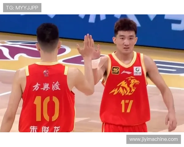 中国男篮力克韩国挺进亚洲杯四强 孙铭徽关键时刻上演绝杀 中国男篮力克韩国挺进亚洲杯四强 孙铭徽关键时刻上演绝杀