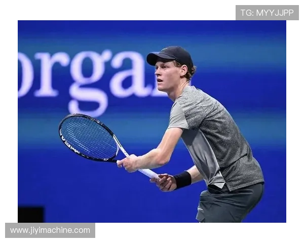 网球界新星崛起 美国公开赛激战正酣 决赛前瞻引发广泛关注 网球界新星崛起 美国公开赛激战正酣 决赛前瞻引发广泛关注