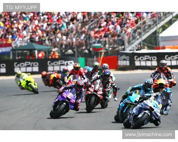 MotoGP赛季回顾:顶尖车手角逐激烈 谁能登顶全球巅峰 MotoGP赛季回顾:顶尖车手角逐激烈 谁能登顶全球巅峰