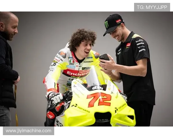 MotoGP赛季新变化：多项规则调整引发车迷热议，车队竞争愈加激烈